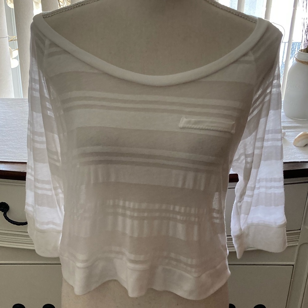 Guess White Top XL NWT